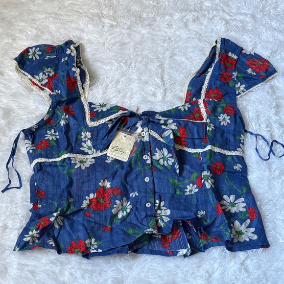 Free People Tops - NWT Free People Blue Quartz Daisy Print Call Me Baby Blouse Size XL